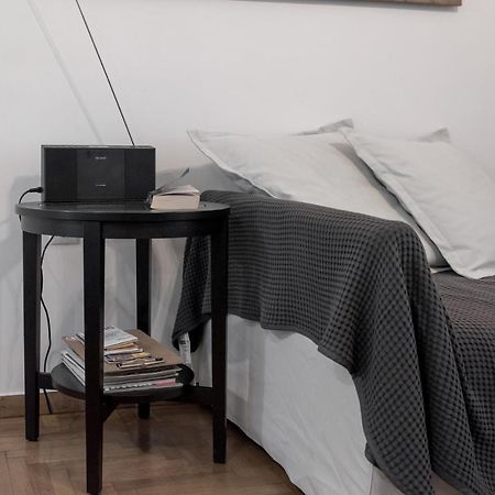 Amazing Apartment 2 Min To Acropolis Athens Exterior photo