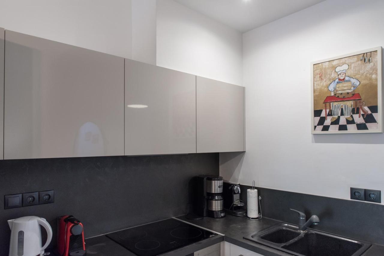 Amazing Apartment 2 Min To Acropolis Athens Exterior photo